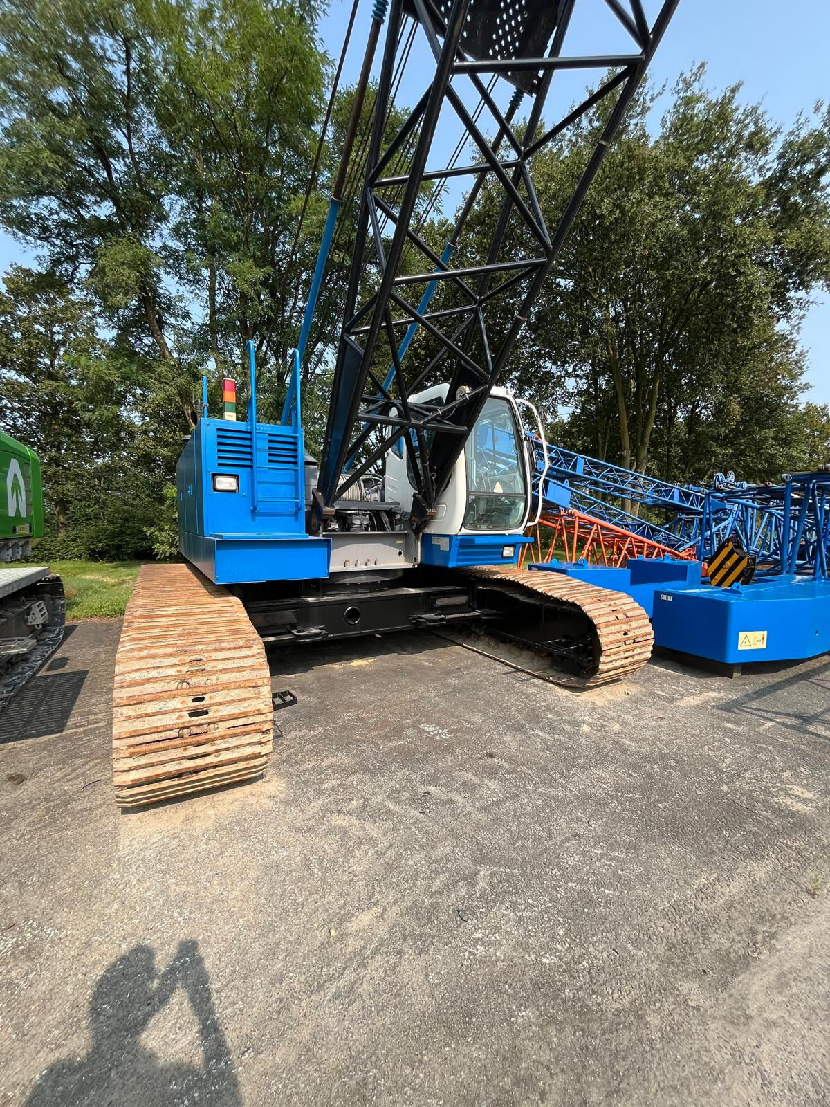 PVE CRANE RENTAL B.V. undefined: picture 5