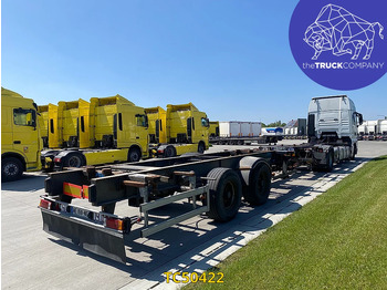 Container transporter/ Swap body truck MAN TGX 440: picture 3