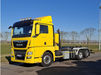 Hook lift truck MAN 26.460 TGX 6x2-4  SIDE LOADER: picture 2