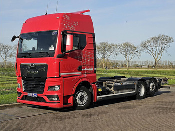 Container transporter/ Swap body truck MAN 26.510 TGX GX 6X2 INTARDER: picture 2 Container transporter/ Swap body truck MAN 26.510 TGX GX 6X2 INTARDER: picture 2