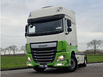 Tractor unit DAF XF 460