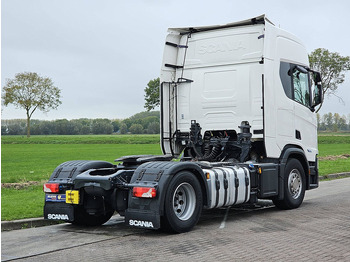 Tractor unit Scania R460: picture 3