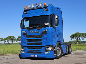 Tractor unit SCANIA S 580