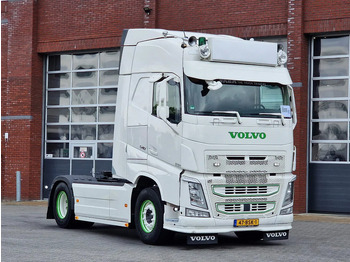 Tractor unit VOLVO FH13 540