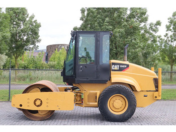 Roller CATERPILLAR