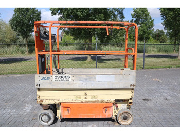 Scissor lift JLG