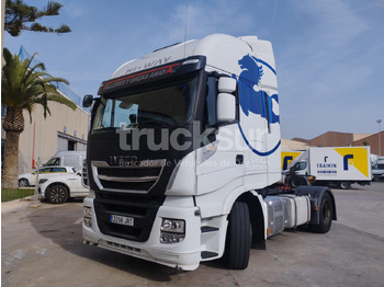 Tractor unit IVECO