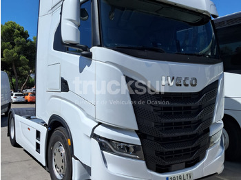 Tractor unit IVECO S-WAY