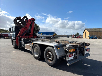 Crane truck Volvo FM340 6x2*4 Kipper / Palfinger Epsilon 150Z96: picture 4