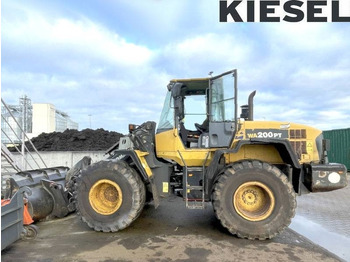 Wheel loader KOMATSU WA200