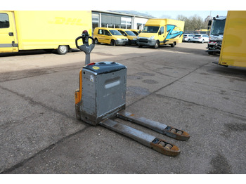 Pallet truck STILL