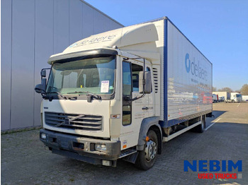 Box truck VOLVO FL 220