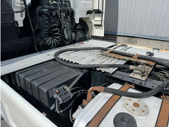 Tractor unit MAN TGX 18.500: picture 5