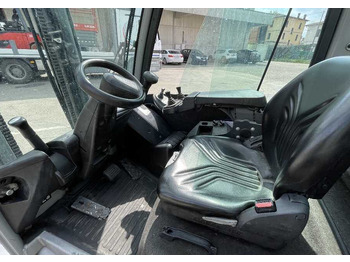 Diesel forklift Still RX 70-30: picture 3