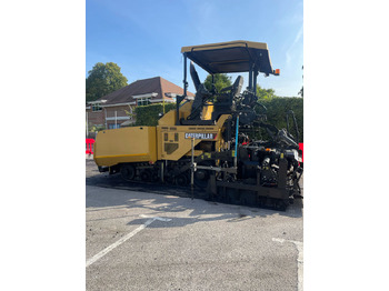 Asphalt paver CATERPILLAR AP555F