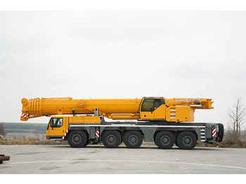 Mobile crane LIEBHERR