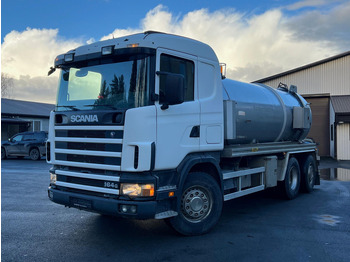 Vacuum truck SCANIA R164