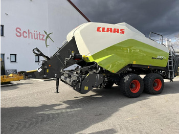 Square baler CLAAS