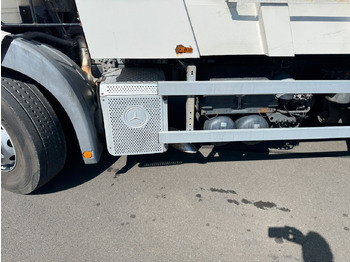 Garbage truck Mercedes-Benz Econic 2633 6x2 Faun Variopress 522 + Zoeller: picture 2