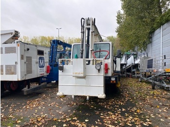 Aircraft deicer JBT