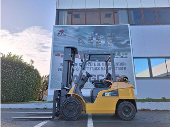 LPG forklift Caterpillar GP30NTD: picture 3