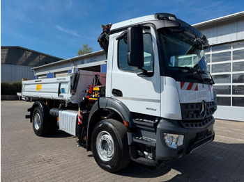 Crane truck MERCEDES-BENZ Arocs 1832