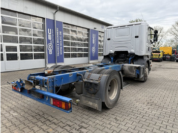 Cab chassis truck Scania R 420 Tankwagen ADR Fahrgestell Retarder Volluft: picture 3