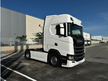 Tractor unit SCANIA S 450