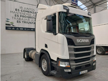 Tractor unit