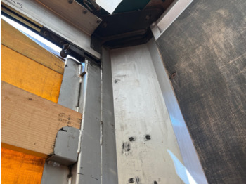 Krone SDP 27 eLCUQ-CS SDP 27 eLCUQ-CS, Coilmulde, Edscha-Verdeck, Hubdach, ca. 93m³ on lease Krone SDP 27 eLCUQ-CS SDP 27 eLCUQ-CS, Coilmulde, Edscha-Verdeck, Hubdach, ca. 93m³: picture 2