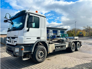 Cab chassis truck MERCEDES-BENZ Actros 2644