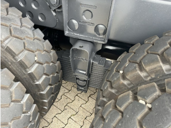 Dumper Tatra Phoenix 8x8 Phoenix 8x8, Stahlmulde ca. 22m³, hydr. Heckklappe: picture 3 Dumper Tatra Phoenix 8x8 Phoenix 8x8, Stahlmulde ca. 22m³, hydr. Heckklappe: picture 3