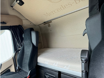 Tractor unit Mercedes-Benz Actros 1848 LS 4x2 Actros 1848 LS 4x2, Vollumer, Retarder: picture 4 Tractor unit Mercedes-Benz Actros 1848 LS 4x2 Actros 1848 LS 4x2, Vollumer, Retarder: picture 4