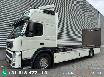 Container transporter/ Swap body truck VOLVO FM 330