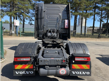 Tractor unit Volvo FH 460 LNG GAS ADR - ACC + Dynamic Steering - I-park Cool - Lane Keeping Support - collision warning - leather - ... BE Truck: picture 5