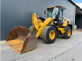 Wheel loader CATERPILLAR 930K
