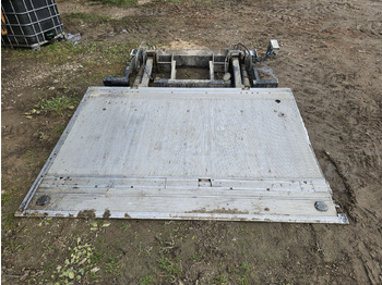 Tail lift BAR Cargolift BC 1500S4 -B1A/2409--A0-: picture 2