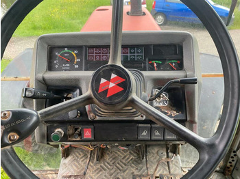 Farm tractor Massey Ferguson 3125: picture 3