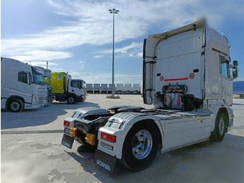 Tractor unit SCANIA R520: picture 2