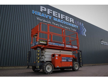 Scissor lift SNORKEL