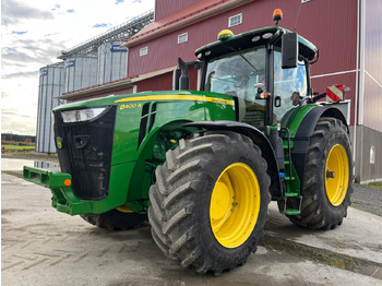 Farm tractor JOHN DEERE 8400