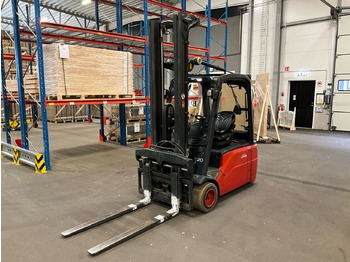 Material handling equipment LINDE E20