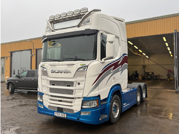 Truck SCANIA R 520