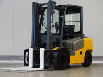 Diesel forklift JUNGHEINRICH DFG