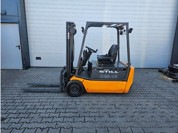 Electric forklift STILL R20