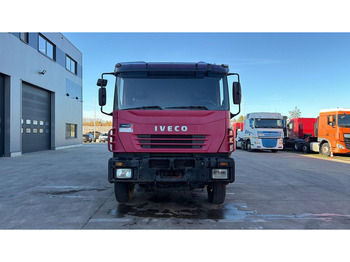 Iveco Eurotrakker 260 E 34 (POMPE MANUELLE / MANUAL PUMP / LAMES / GRAND PONT / BOITE MANUELLE) on lease Iveco Eurotrakker 260 E 34 (POMPE MANUELLE / MANUAL PUMP / LAMES / GRAND PONT / BOITE MANUELLE): picture 5