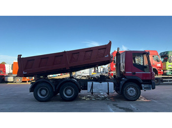 Iveco Eurotrakker 260 E 34 (POMPE MANUELLE / MANUAL PUMP / LAMES / GRAND PONT / BOITE MANUELLE) on lease Iveco Eurotrakker 260 E 34 (POMPE MANUELLE / MANUAL PUMP / LAMES / GRAND PONT / BOITE MANUELLE): picture 3