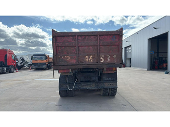 Tipper MAN 35.372 (MANUAL PUMP / 6 CYLINDER / BIG AXLE / STEEL SUSP.): picture 5 Tipper MAN 35.372 (MANUAL PUMP / 6 CYLINDER / BIG AXLE / STEEL SUSP.): picture 5