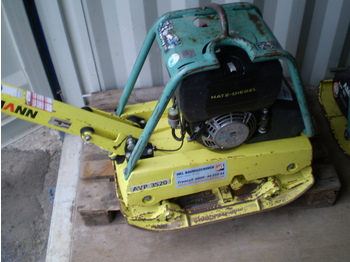 Vibratory plate AMMANN AVP 3520: picture 1