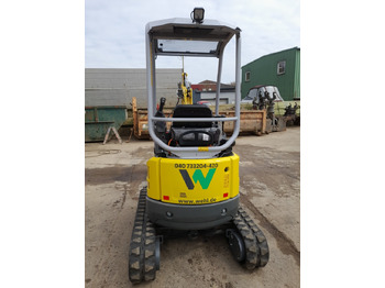 Mini excavator Neuson EZ17E: picture 3